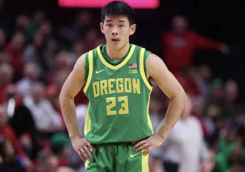 博鱼电竞-俄勒冈主帅：林葳留队与否取决于他自己，他给自己的压力太大