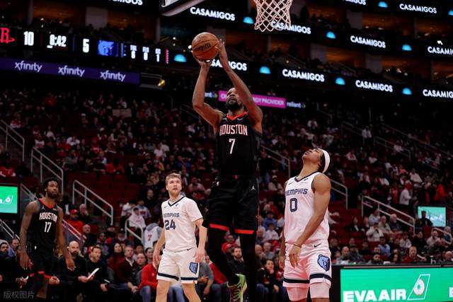 博鱼体育-拉锯战！火箭领先9分被反超：替补合计14中2，杜兰特12分7板